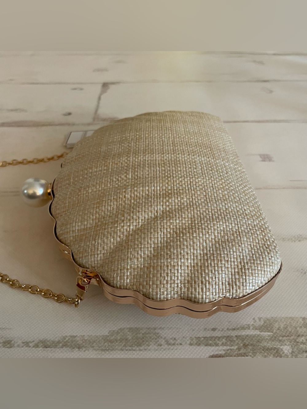 Shiraleah Ariel Minaudiere Seashell Clutch Neutral - Picture 8 of 10